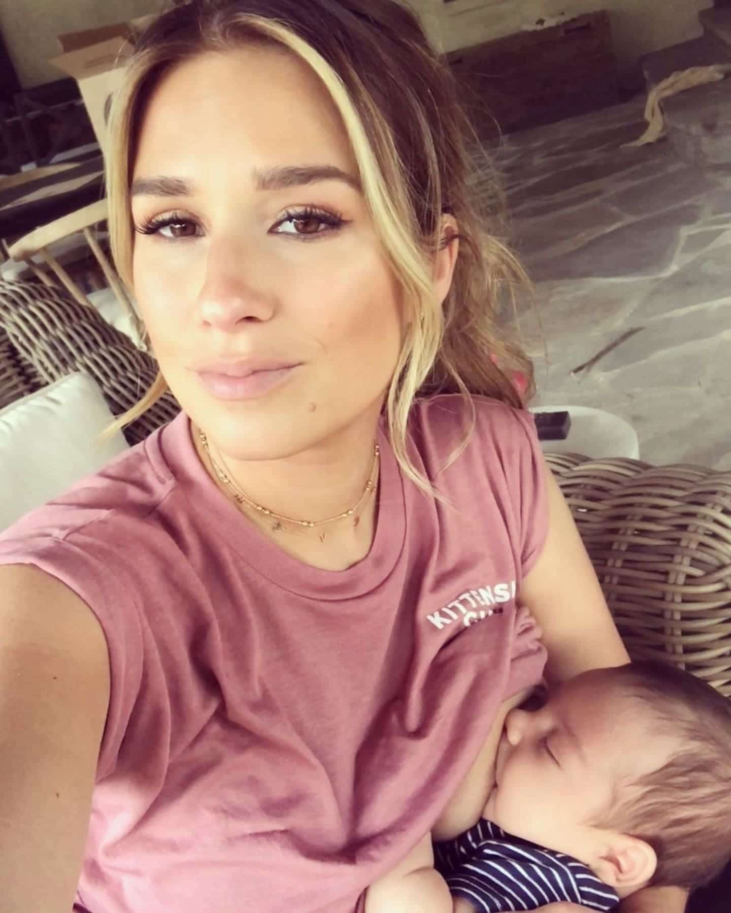 Jessie James Decker