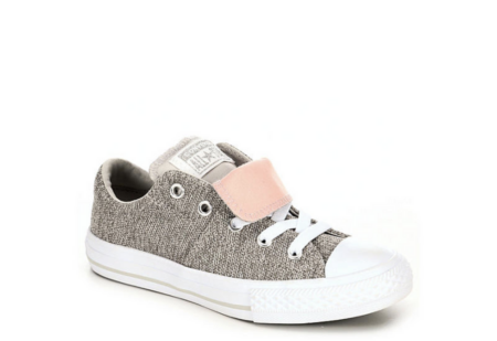 how to buy the right shoes for your kids 2 Motherly