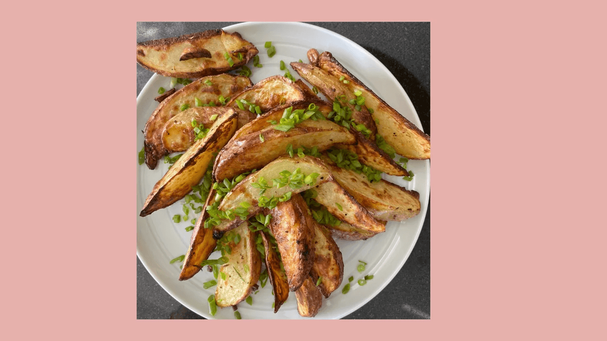 seasoned fries on a plate