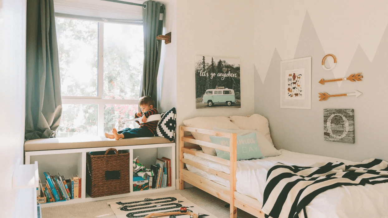 montessori toddler bedroom