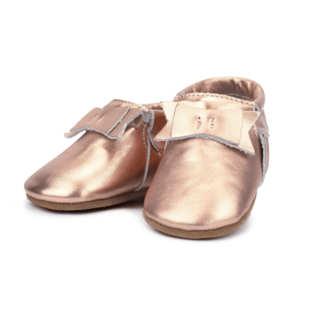 zutano baby shoe metallic rose gold l Motherly