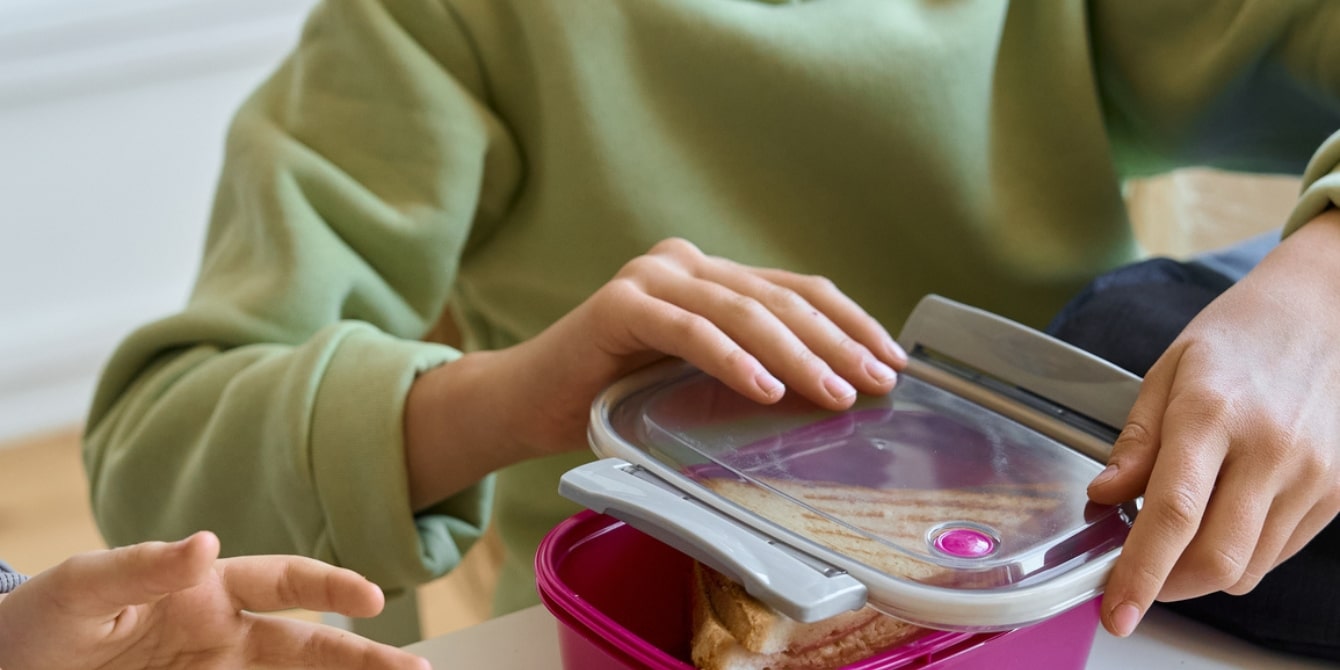 Best Snack Containers (for Kids and Adults!)