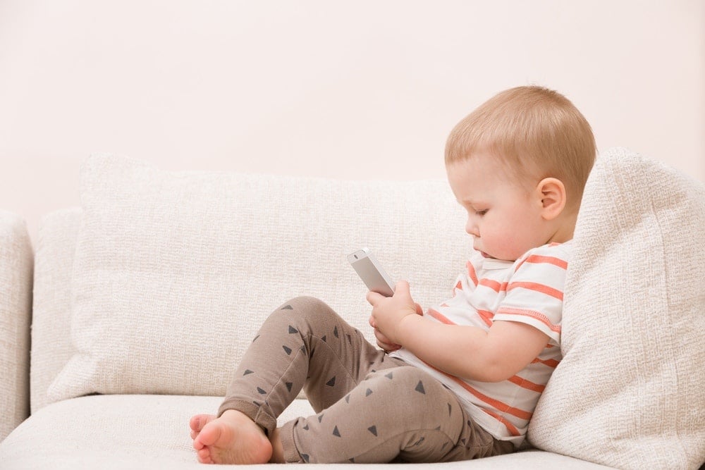 Watching 'unboxing' videos online could benefit children, suggests