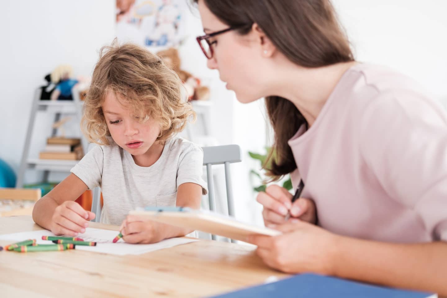 The Benefits Of Hiring English Tutor For Your Child