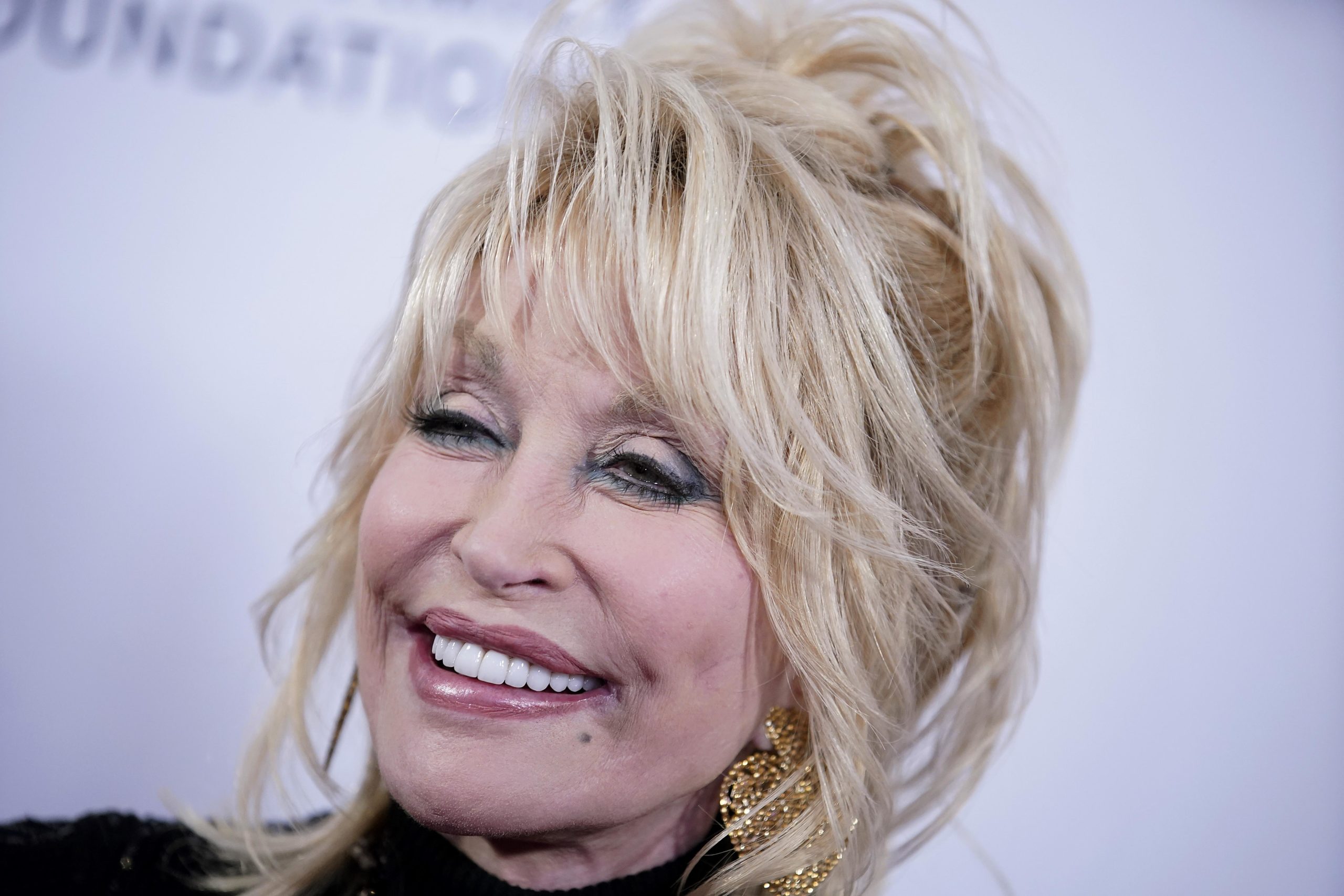 Dolly Parton and Jeni's ice cream collaborate on a sweet new flavor
