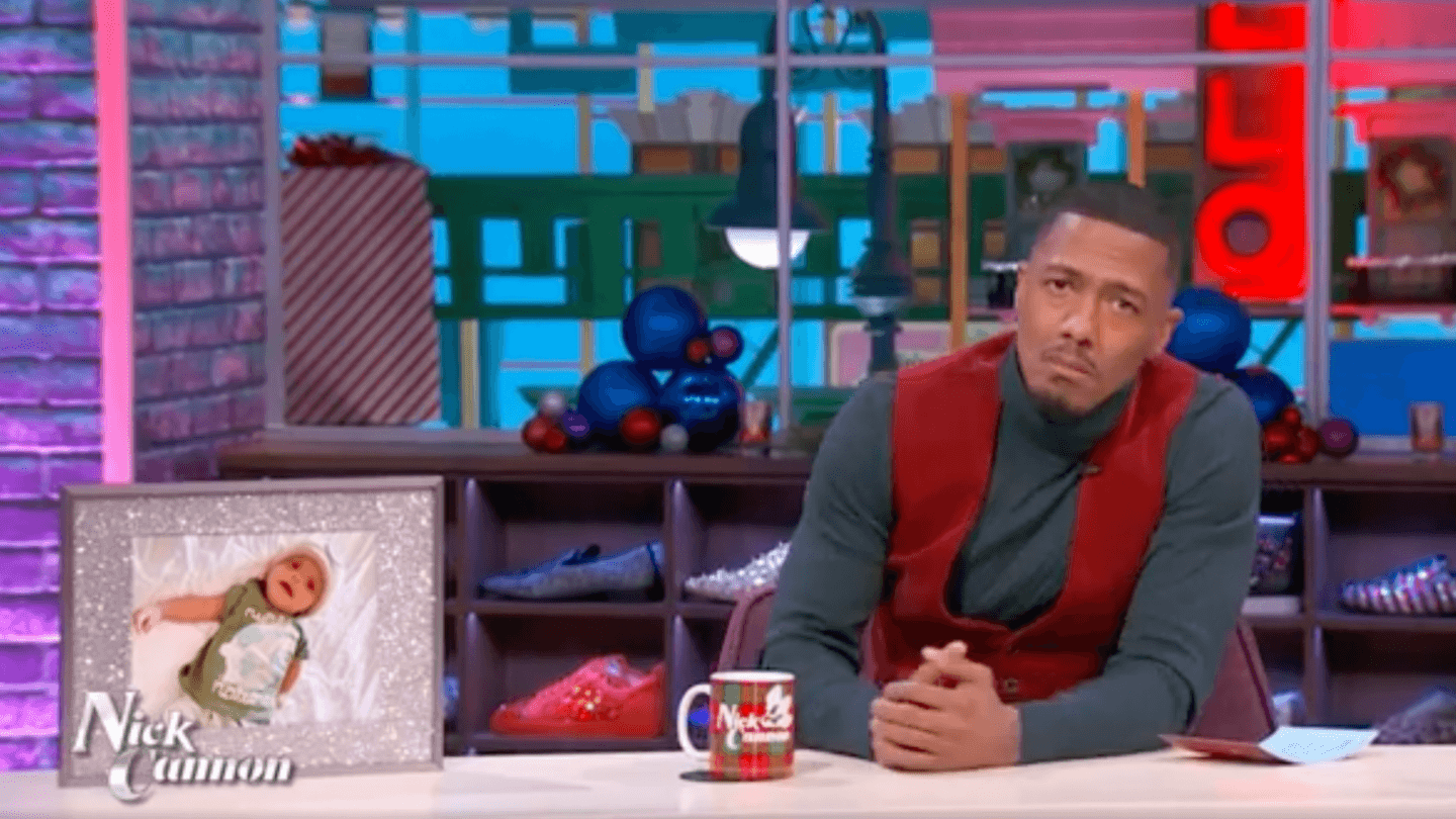 Nick Cannon on the set of The Nick Cannon Show