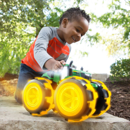 John Deer Lightning Wheels Tractor