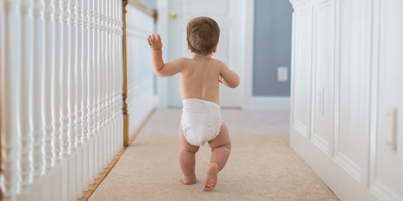 toddler baby boy walking away - 18-month-old weight