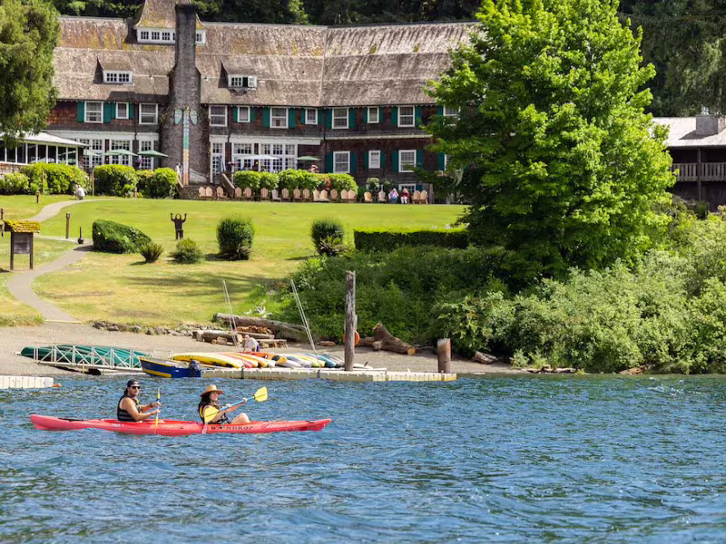 Lake Quinault Lodge - Motherly
