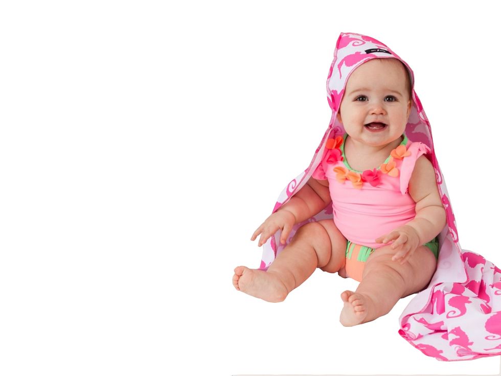 12 beach day essentials your baby 10 Motherly