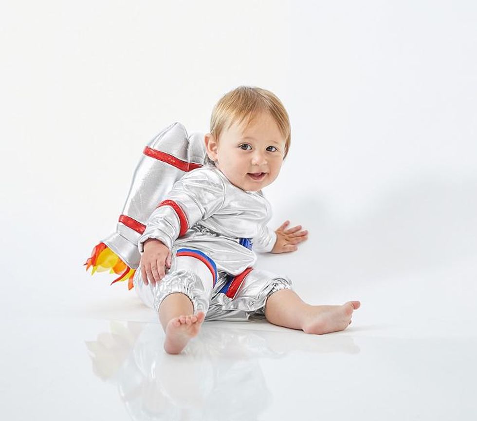 astronaut-halloween-baby-costume