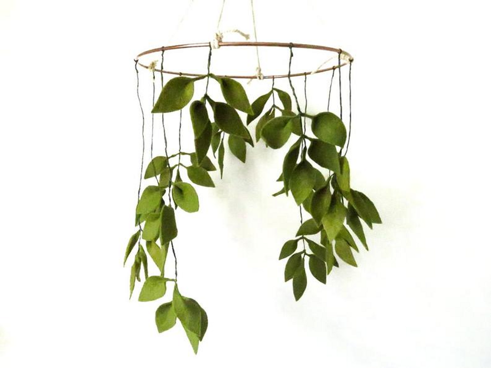 6 stylish mobiles that will complete your baby’s nursery 6 stylish mobiles that will complete your babys nursery 1