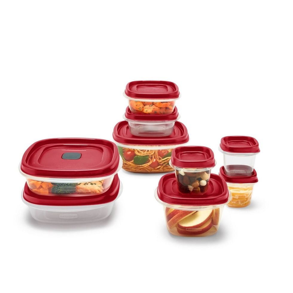 Rubbermaid storage