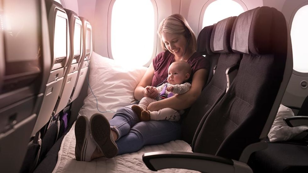 amazing skycouch lets babies sleep comfortably on planes 0 Motherly