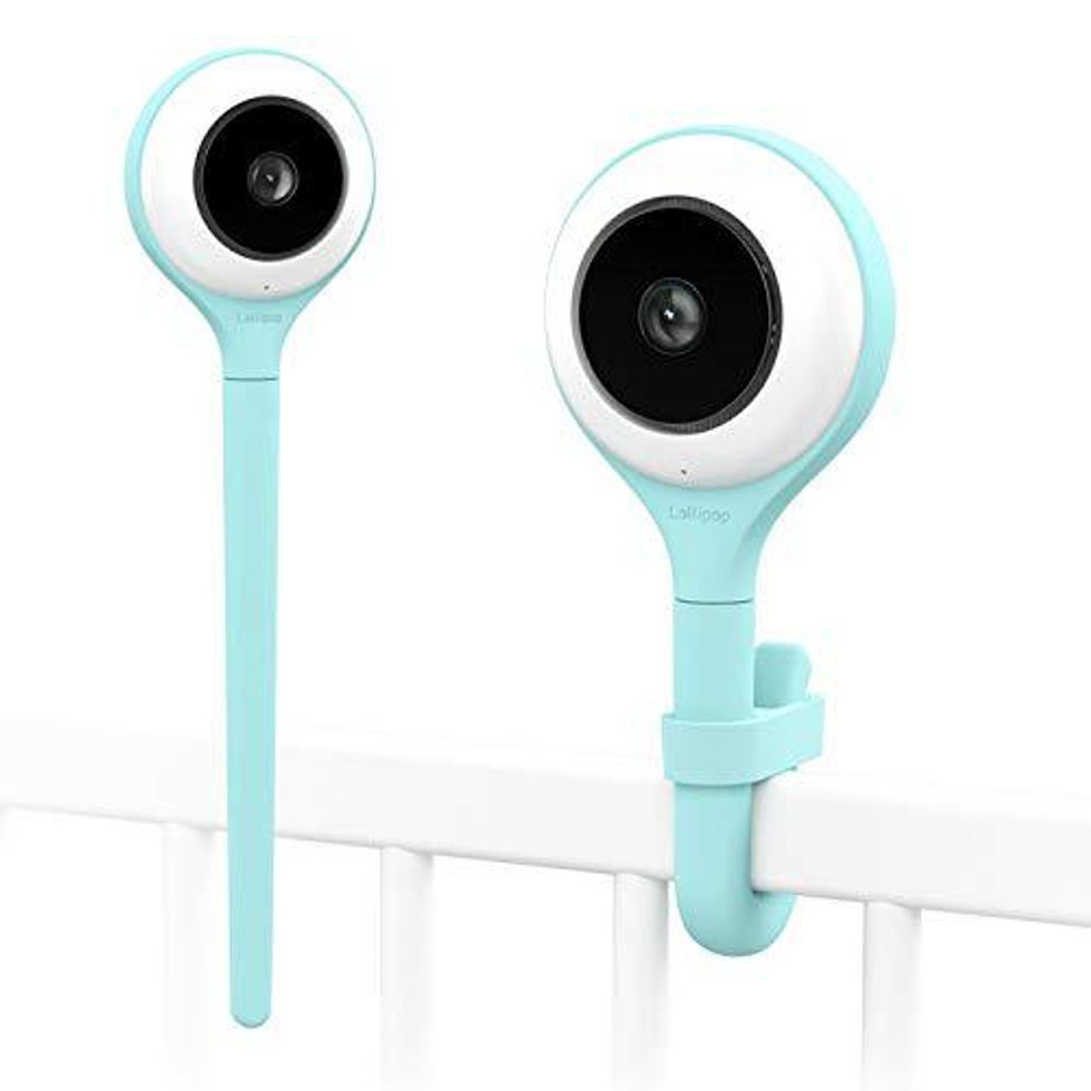 Lollipop baby monitor with true crying protection