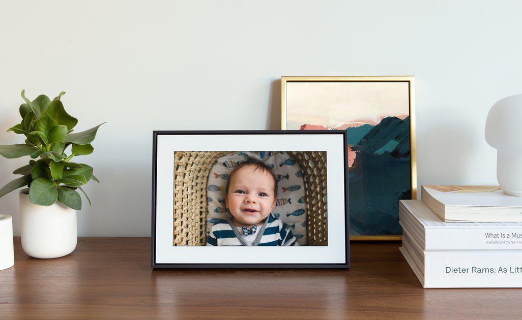 Loop Digital frame