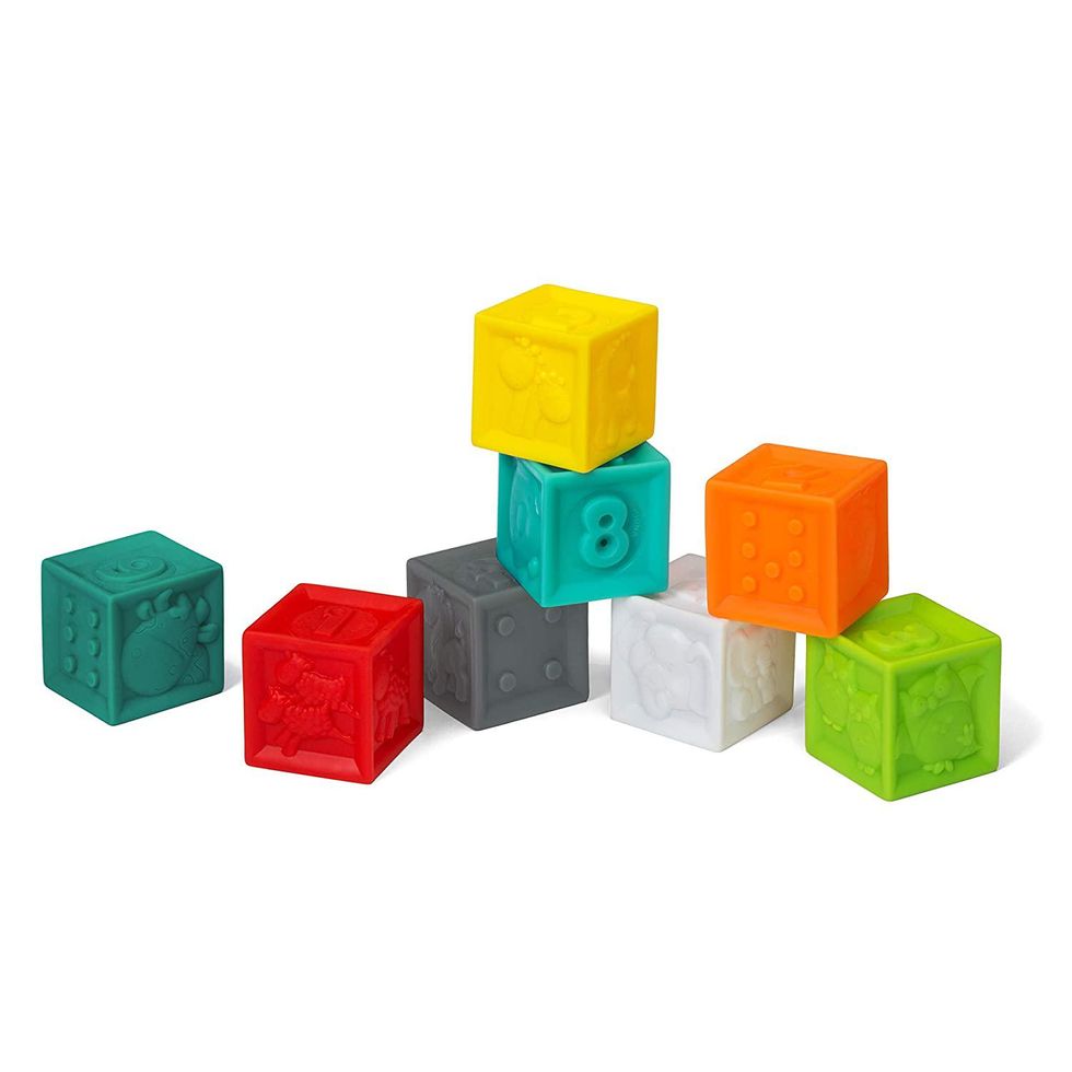 infantino-squeeze-and-stack