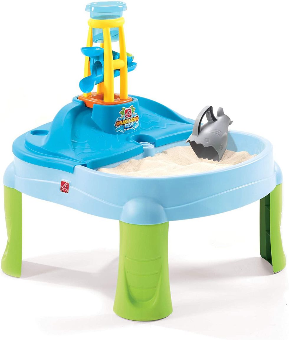 Step2 splash n' scoop bay sand and water table