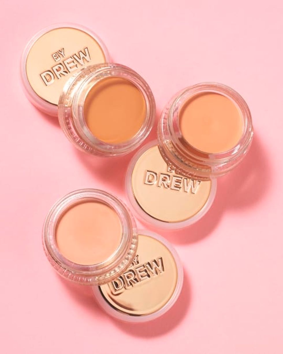 Flowe by Drew chill out smoothing color corrector