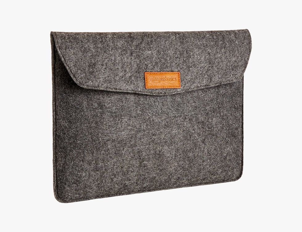 grey-felt-laptop-sleeve
