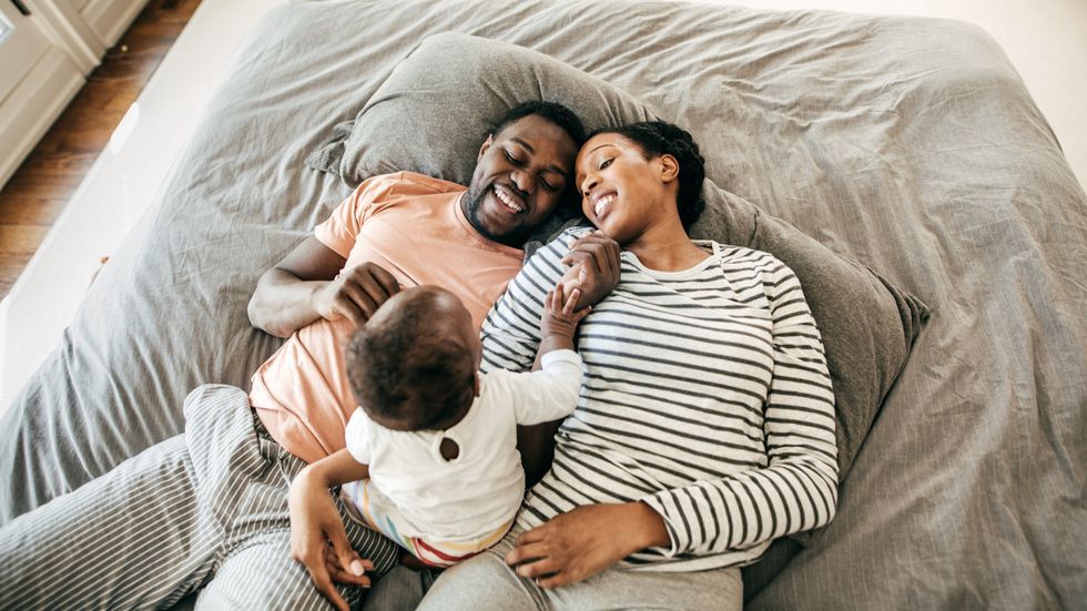 Don't underestimate the way paid paternity leave benefits moms, babies *and* companies 1 how paid paternity leave benefits the whole family 0