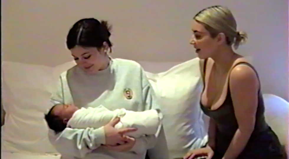 its official kylie jenner is a mama posts daughters birth announcement 2 Motherly