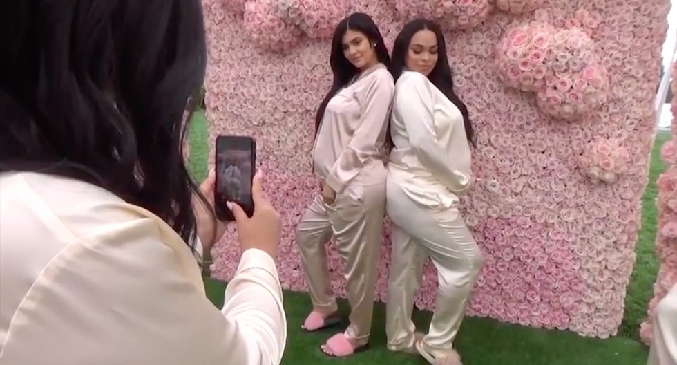 its official kylie jenner is a mama posts daughters birth announcement 3 Motherly