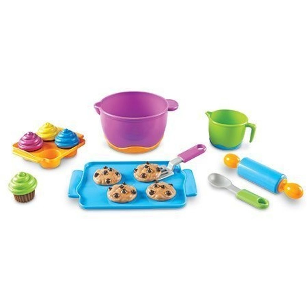 pretend play baked goods