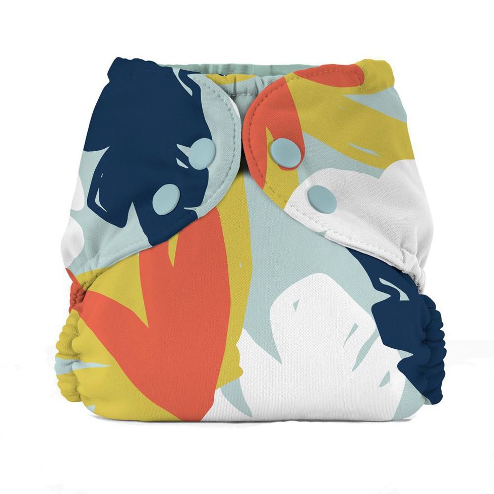 Esembly outer diaper cover