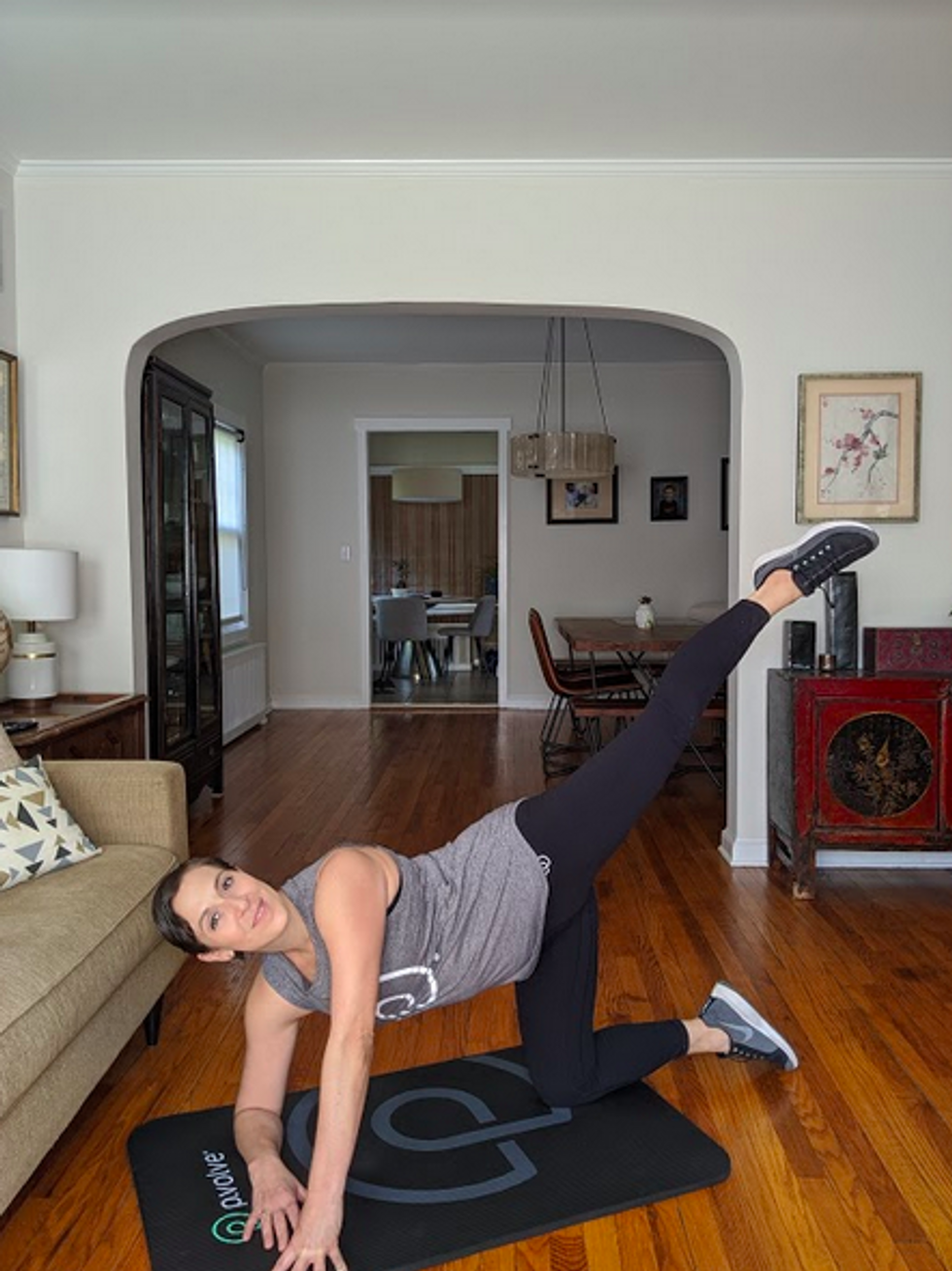 9 no-equipment exercises you can do anywhere Kneeling side kick