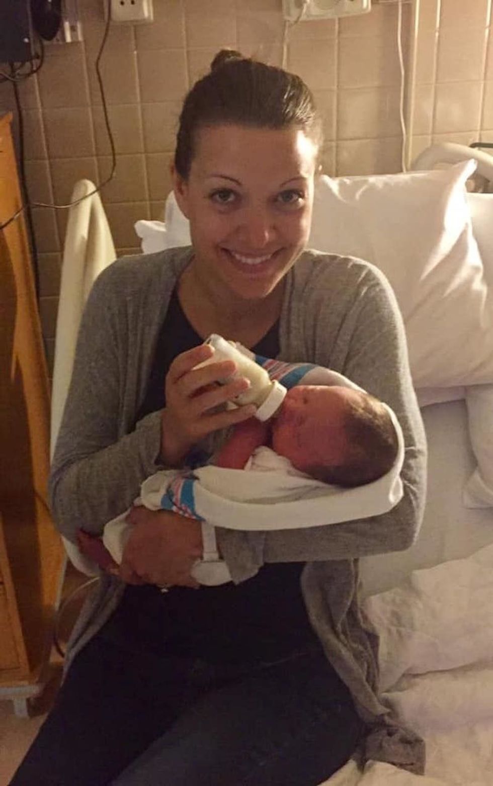 12 Emotional Motheгhood Photos That Depict What It Means to Be a Mom