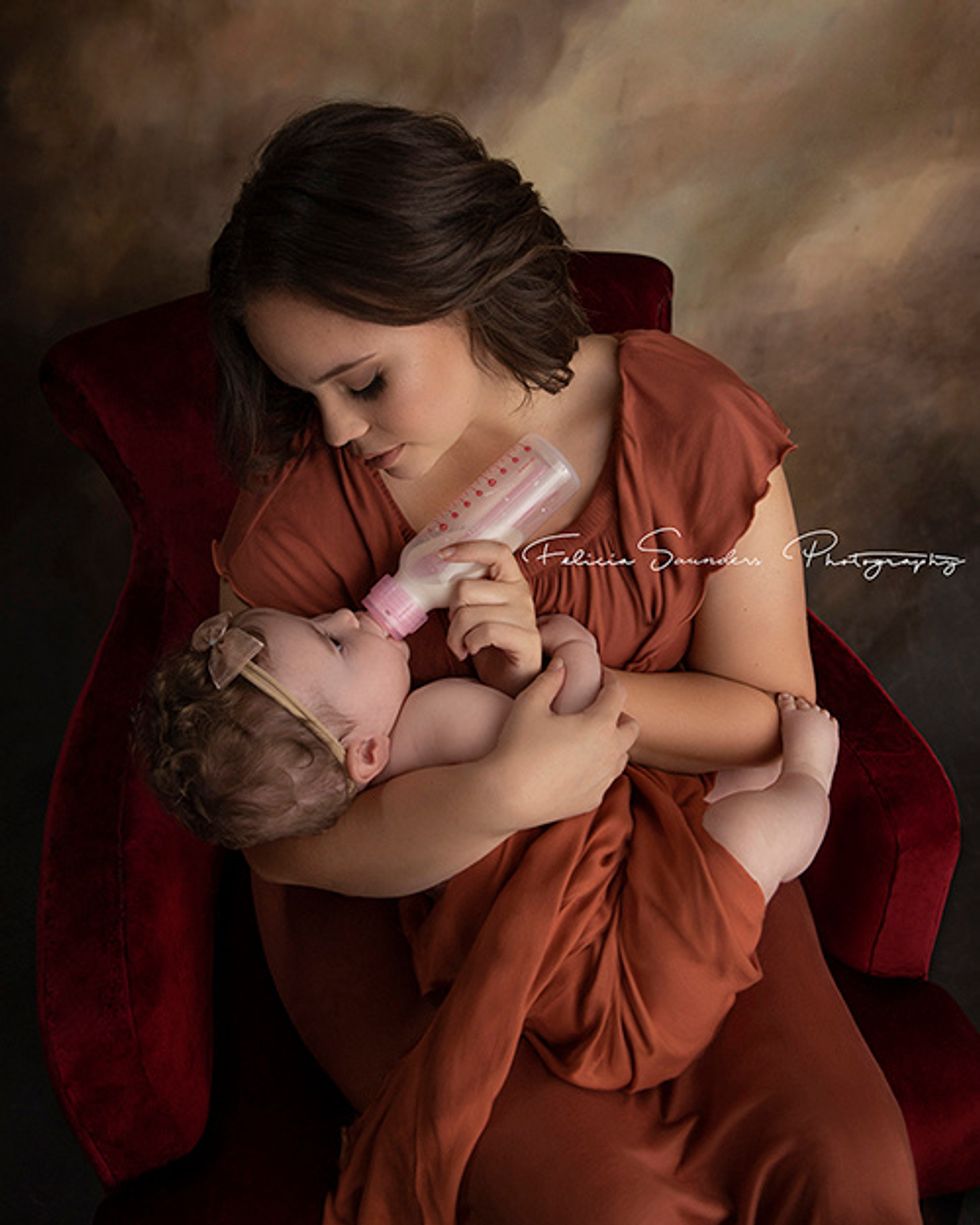 these powerful viral photos prove feeding a baby is beautiful no matter how you do it 1 Motherly