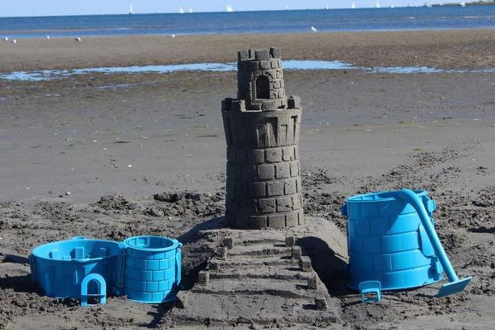 Sand-and-Snow-Castle-Kit