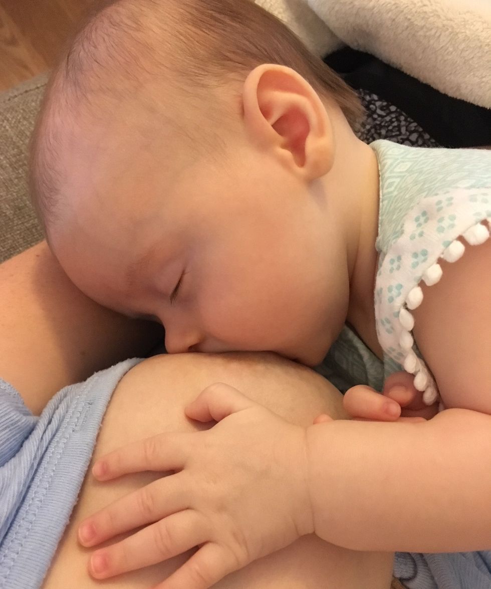 This is what breastfeeding *really* looks like what breastfeeding looks like 9