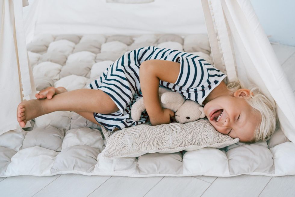 What to do when your toddler needs a nap but won’t take one When do babies drop to one nap